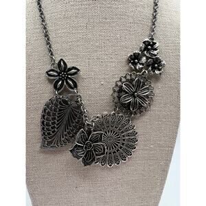 Premier Design Silver‎ Tone Floral Bib Necklace Statement Adjustable